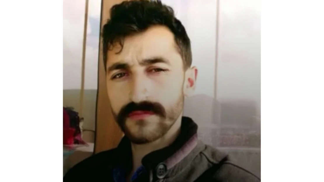 Kepçeli traktör devrildi: 1 ölü