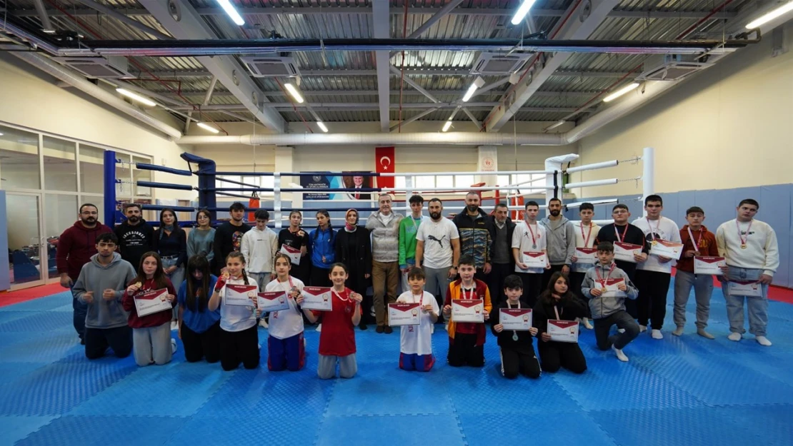 Kick Boks İl Birinciliği Düzenlendi