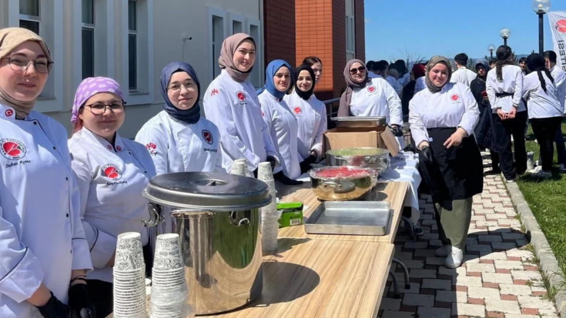 Köfte Ekmek İkram Etkinliği Gerçekleştirildi