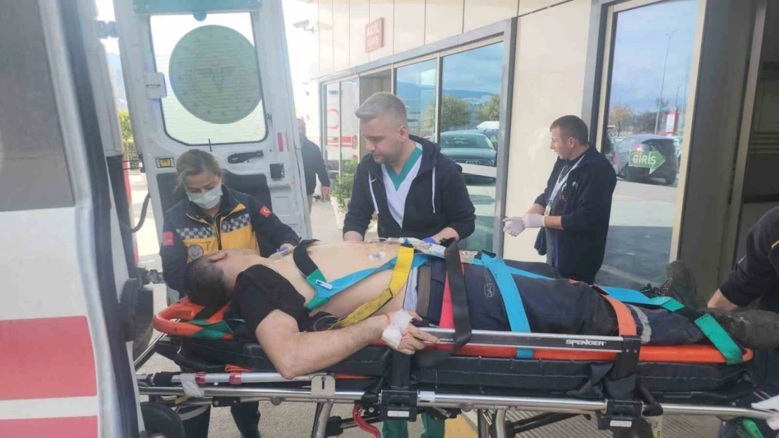 Kolunu Merdanaye Kaptıran İşçi Ağır Yaralandı