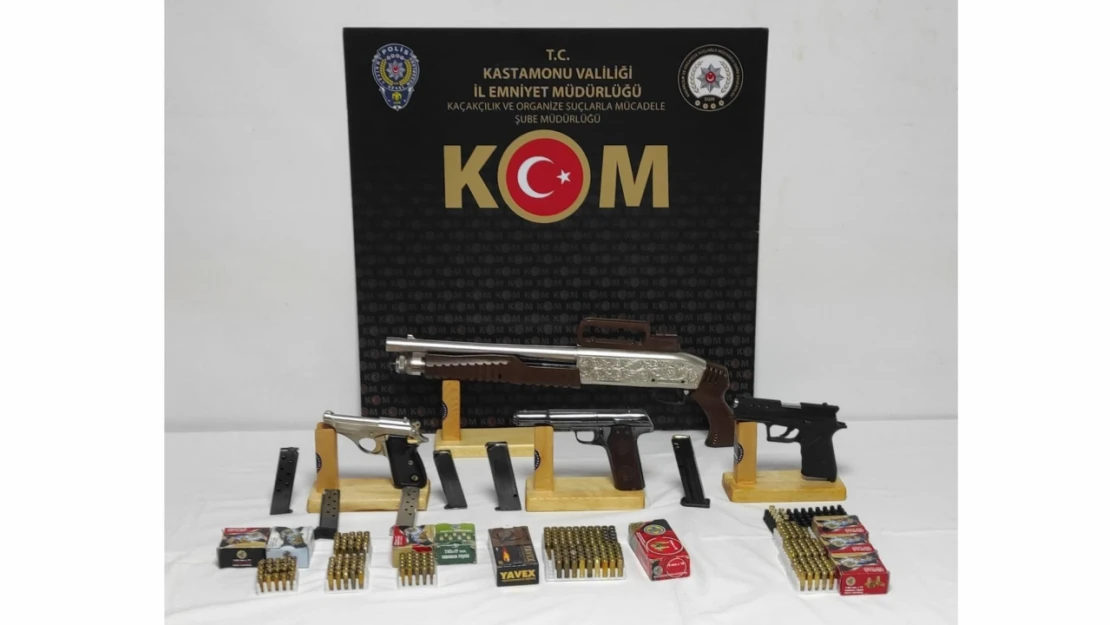 KOM Şube kaçakçılara geçit vermiyor