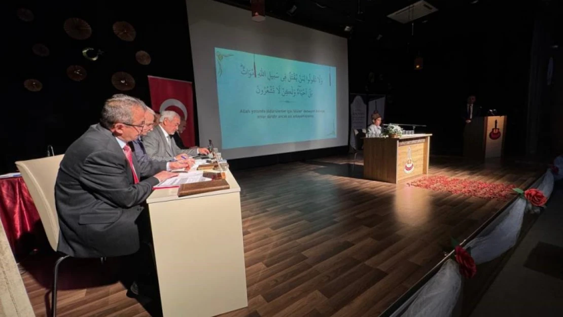 Kur'an-ı Kerim'i Güzel Okuma Yarışması Bölge Finali Yapıldı