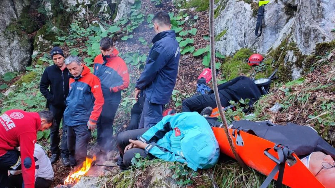 Mahsur Kalan Madenciler Helikopterle Kurtarıldı