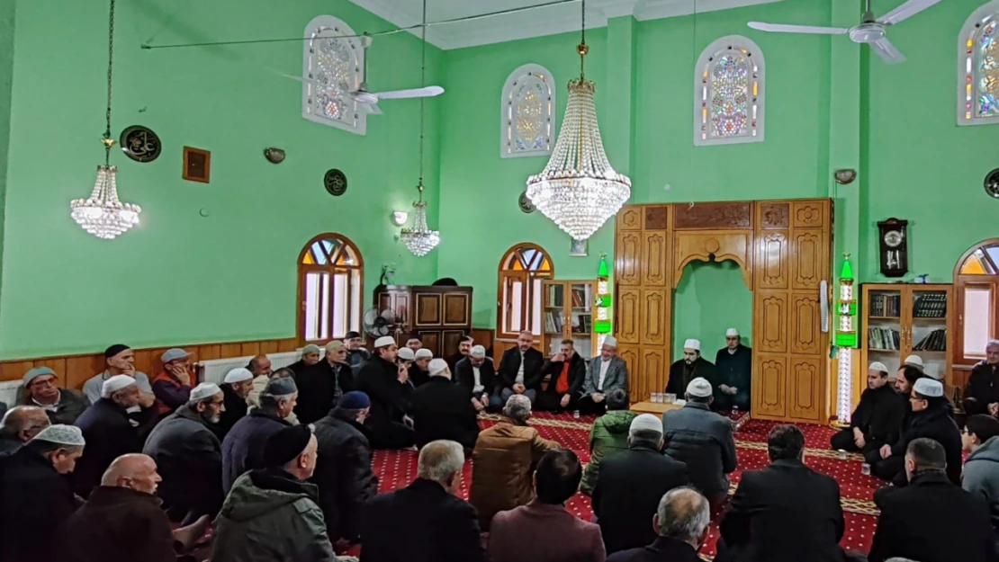 Mehmet Akif Ersoy Dualarla Anıldı