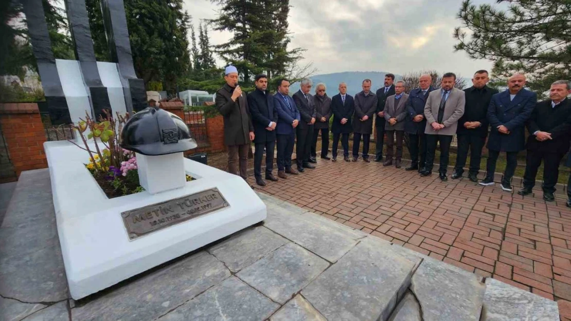 Metin Türker Ölümünün 26. Yılında Mezarı Başında Anıldı