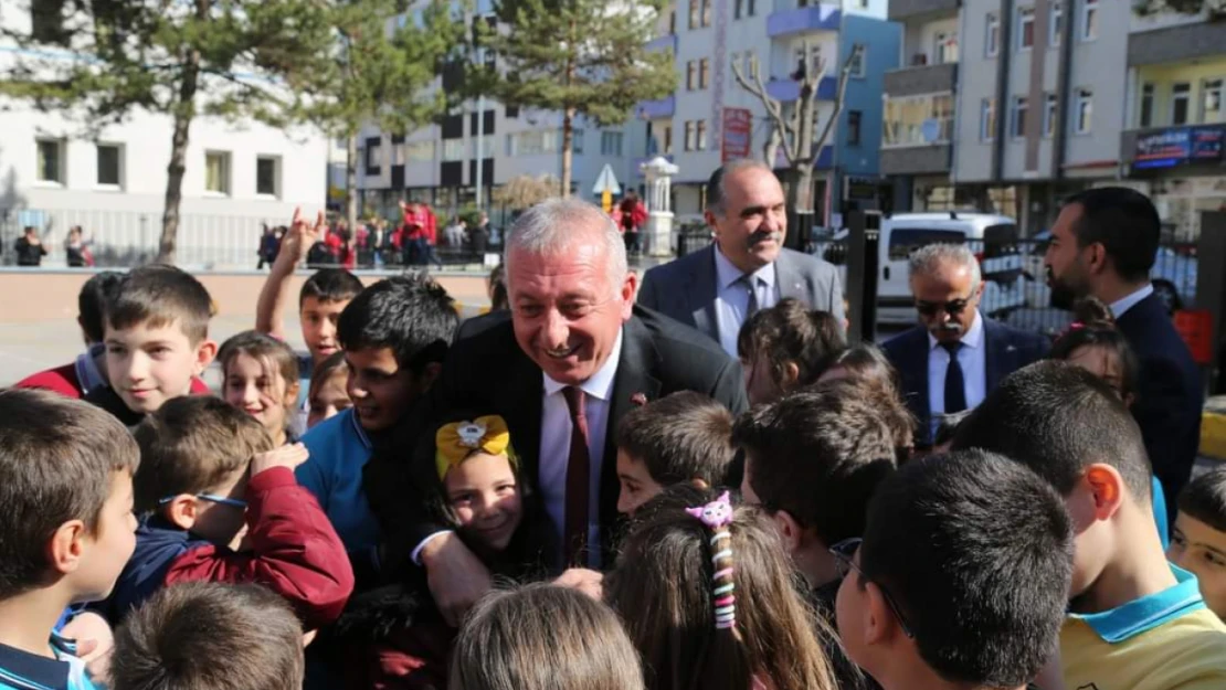 MHP Belediye Başkan Adayı Yüksel Aydın: 'Kastamonu'muzu ileri taşıyacağız'