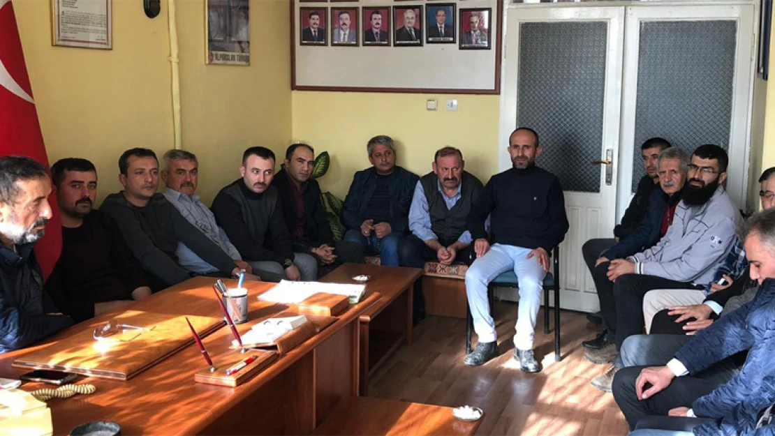 MHP'de, Merkez ilçe ve Devrekani teşkilatı istifa etti