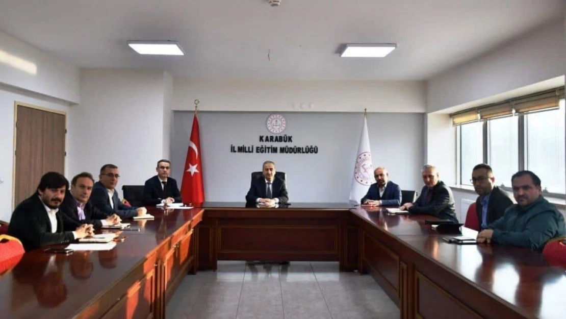 Milli Eğitim'de Haftalık Değerlendirme Toplantısı