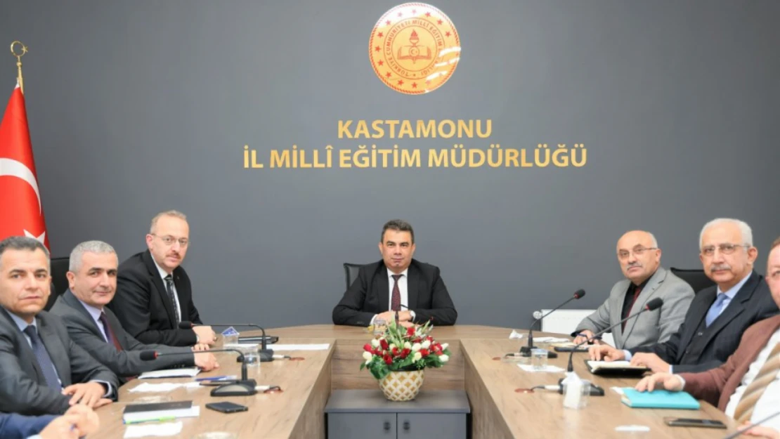 Milli Eğitim Haftalık Değerlendirmesini Yaptı