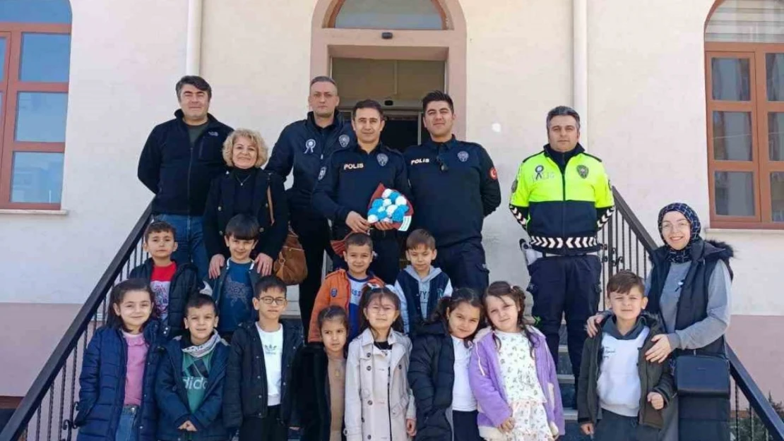 Minik Yürekler Emniyette