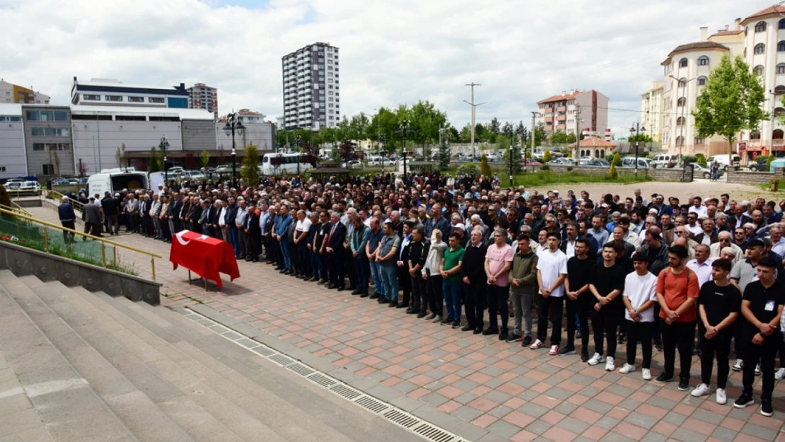 Numan Çelikten Son Yolculuğuna Uğurlandı