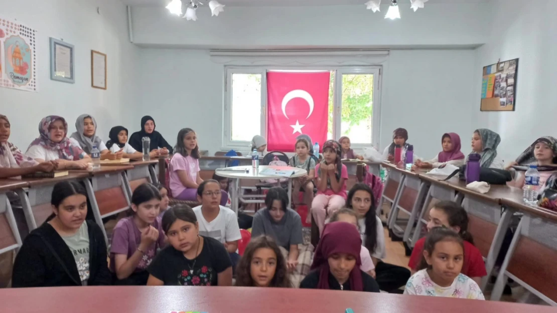 Öğrencilerden 15 Temmuz'a Vefa