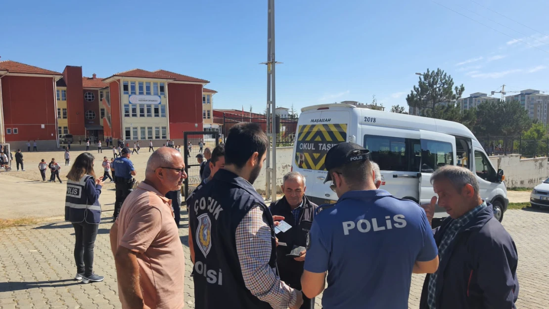 Okul önlerinde güvenlik arttırıldı