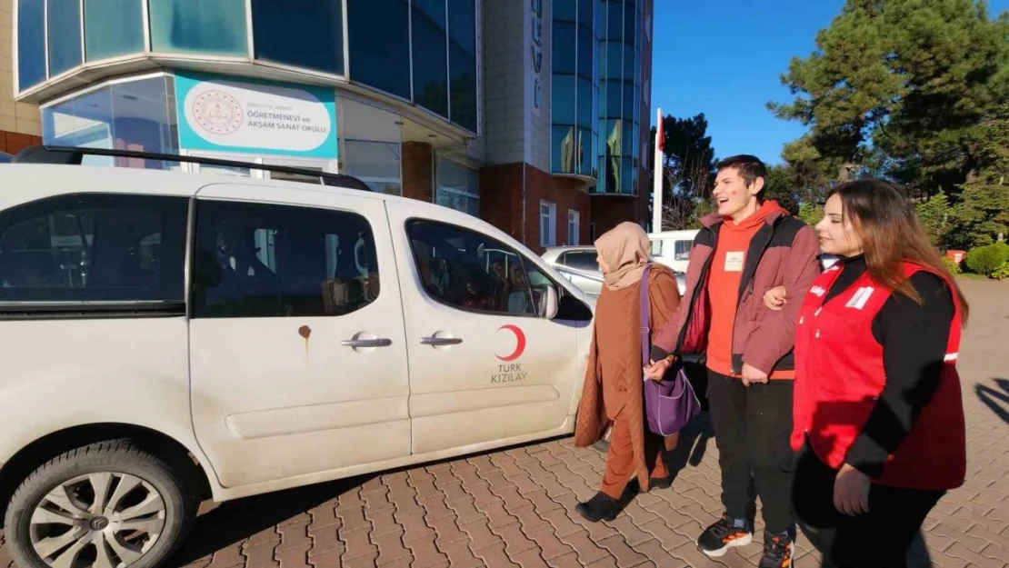 Doğum Günü Hediyesi Olarak Evini Yenilediler