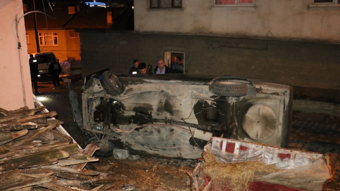 Otomobil Takla Attı: 2 Yaralı