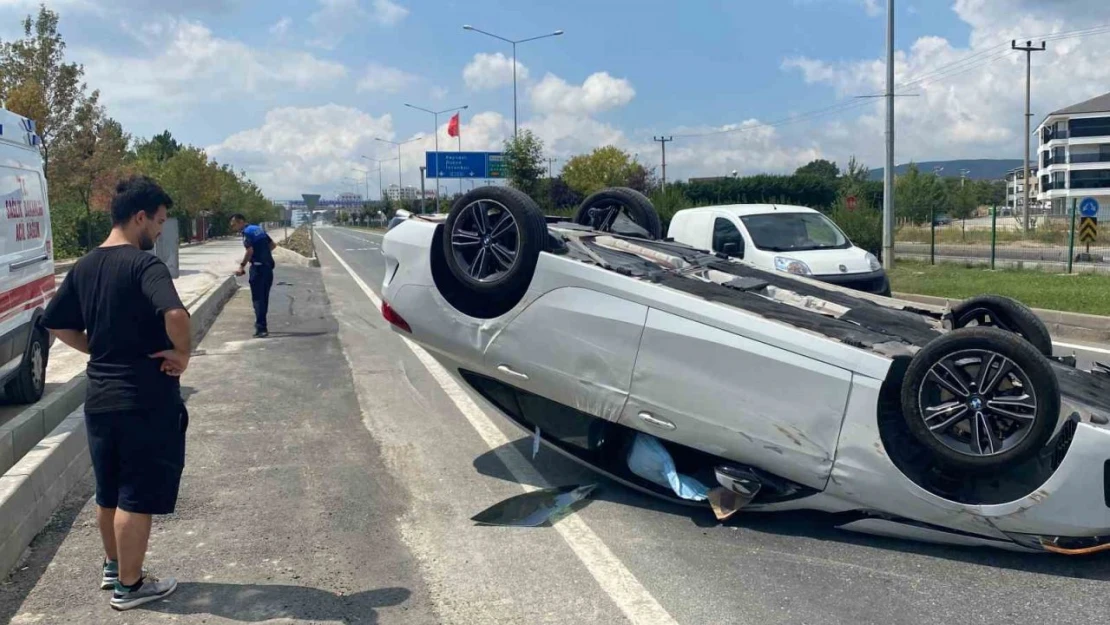 Otomobil Tepetaklak Oldu, Sürücüsünün Burnu Bile Kanamadı