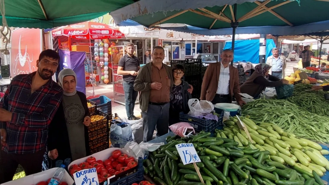 Pazarlarda Bayram Yoğunluğu Başladı