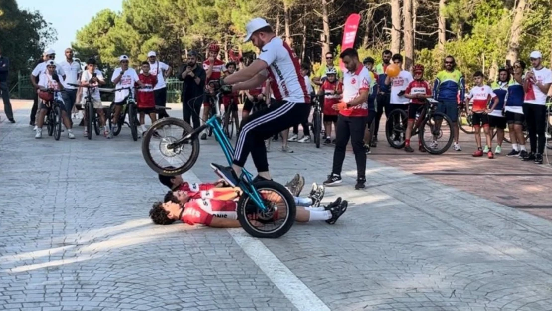 Pedallar Cumhuriyet için döndü