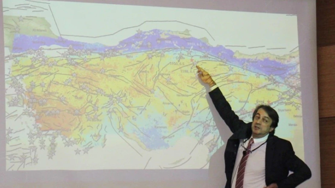 Prof. Dr. Kutoğlu, 'Deprem ve Deprem Dirençli Kentleşme' Konulu Konferansa Katıldı