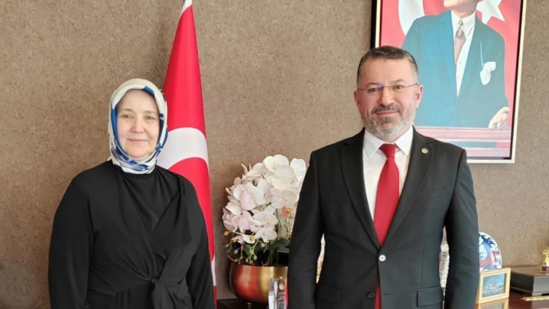 Rektör Kırışık Bakan Yardımcısı Yenigün ile Görüştü