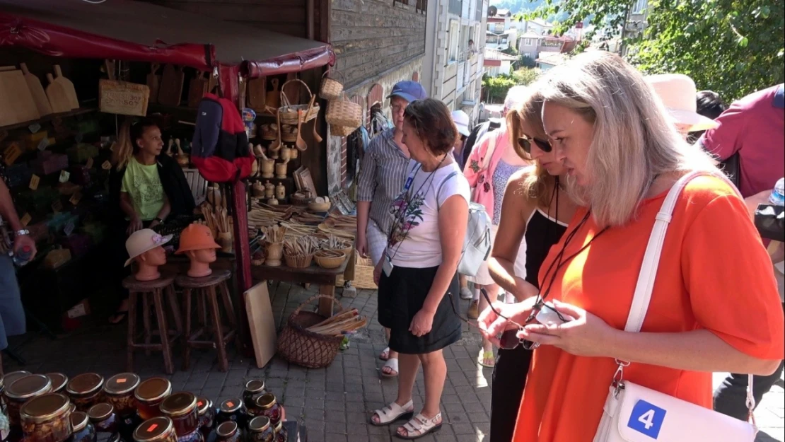 Ruslar Türkiye'ye yoğun ilgi