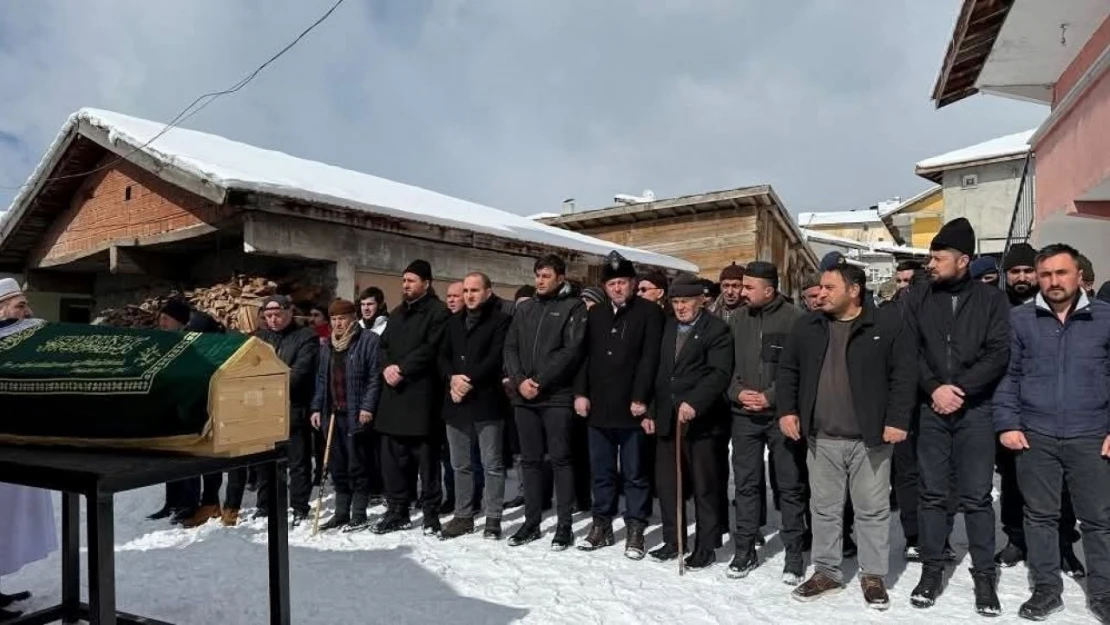 Şehit Annesi Son Yolculuğuna Uğurlandı