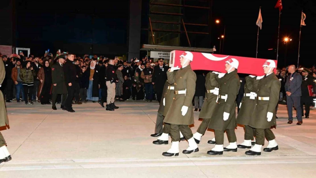 Şehit Piyade Sözleşmeli Er Çağatay Erenoğlu'nun Cenazesi Memleketi Sinop'ta