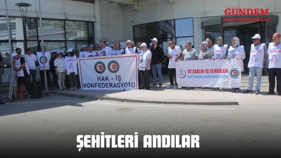 Şehitleri Andılar
