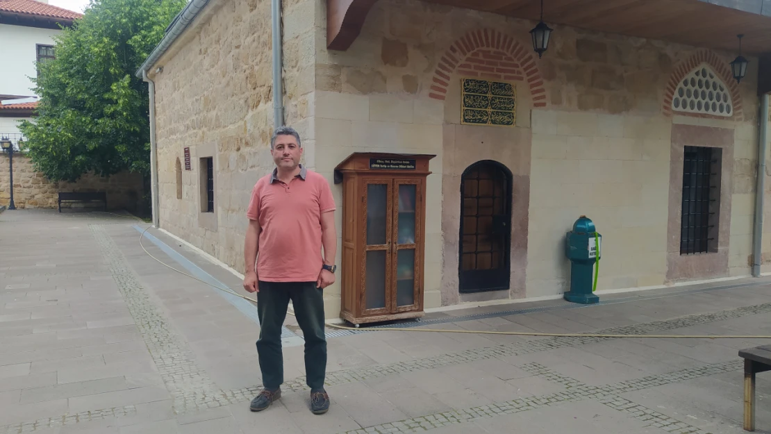 Şeyh Şaban-ı Veli Camii'ne Ziyaretçi Akını Sürüyor
