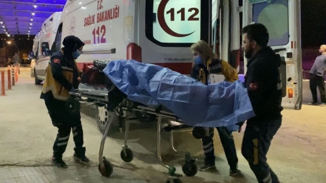 Otomobil Hurdaya Döndü: 2 Yaralı
