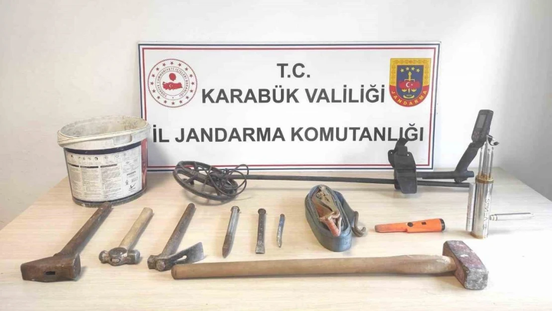 Define Arayan 5 Kişi Yakalandı