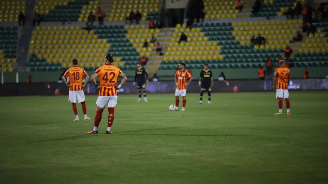 TFF Süper Kupa Yarıda Kaldı