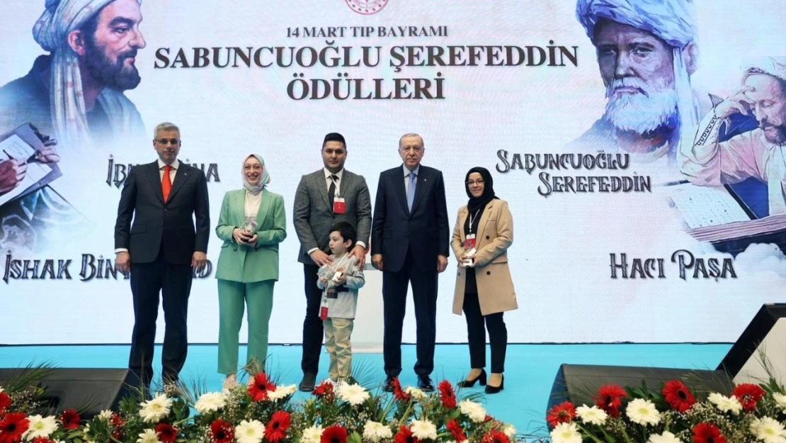 Tıp Bayramı Töreni İstanbul'da Yapıldı