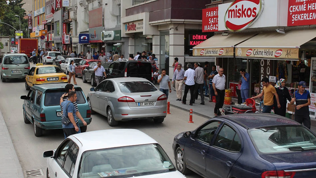 Trafikte bayram yoğunluğu