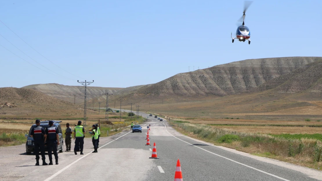 Trafikte 'cayrokopter'li denetim