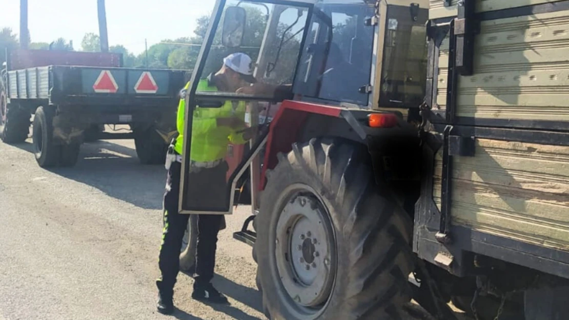 Traktör Denetimleri Yapılıyor