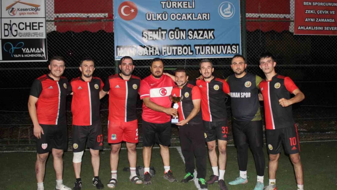 Türkeli'de Halı Saha Futbol Turnuvası Sona Erdi