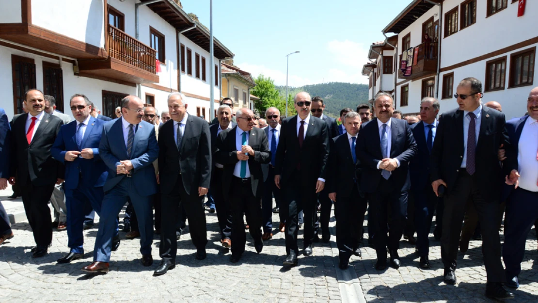 UNESCO yolunda Kurtulmuş'tan destek sözü