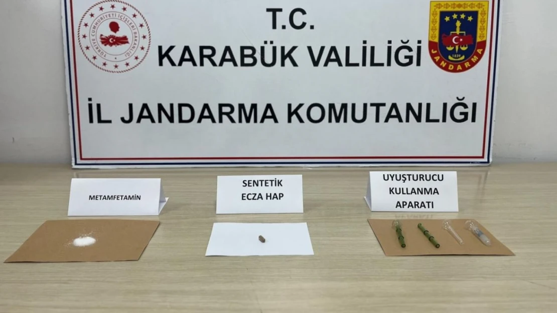 Uyuşturucu Operasyonunda 3 Kişi Yakalandı