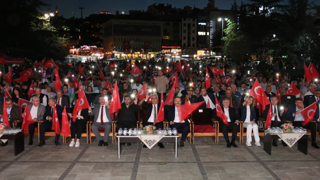 Vali Çakır: 'Kastamonulular demokrasinin yanında olduklarını gösterdi'