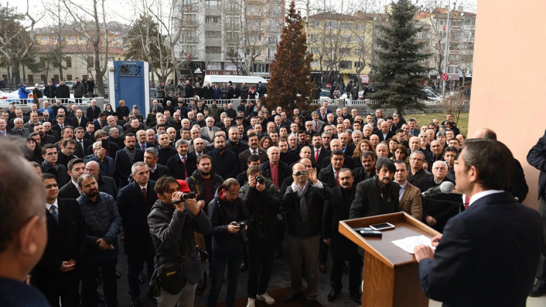 Vali Yıldırım veda etti