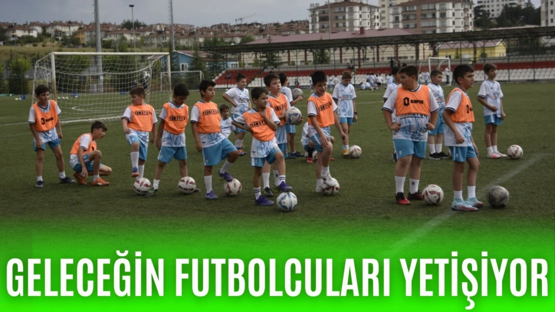 Yaz Okulu'nda Geleceğin Futbolcuları Yetişiyor