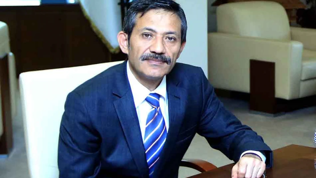 'Yerel basınımız görevlerini, özveri ile yerine getirmektedir'