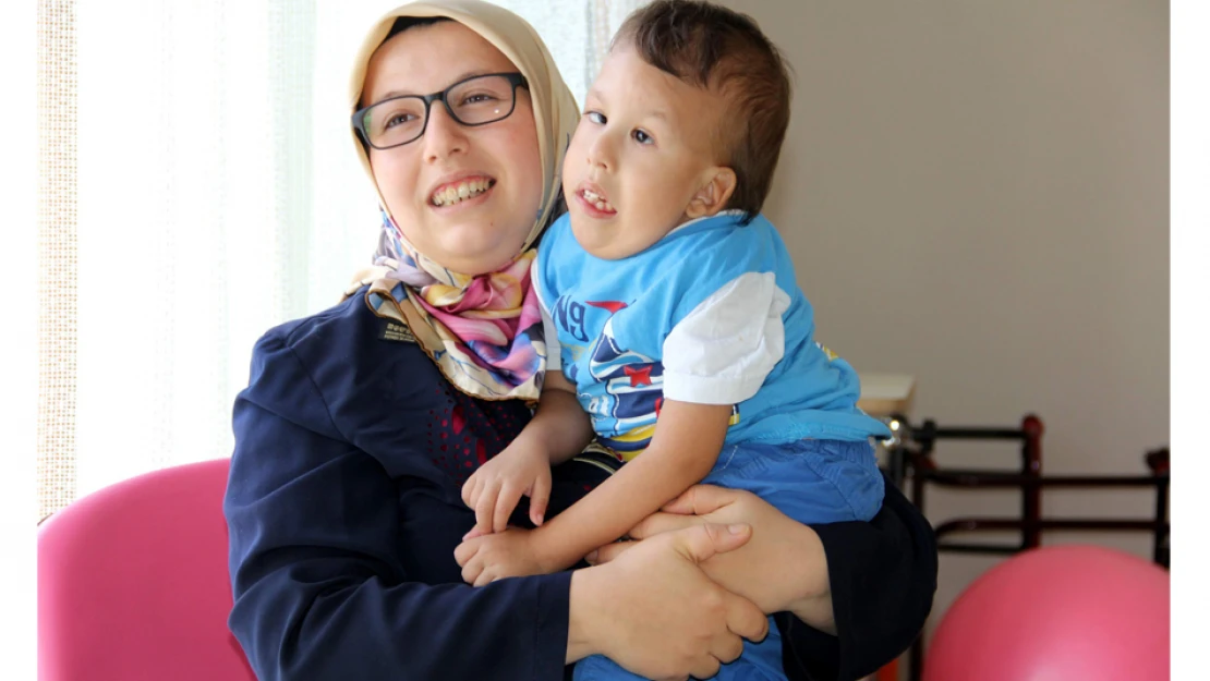Yiğit bebek, hayata bağlandı