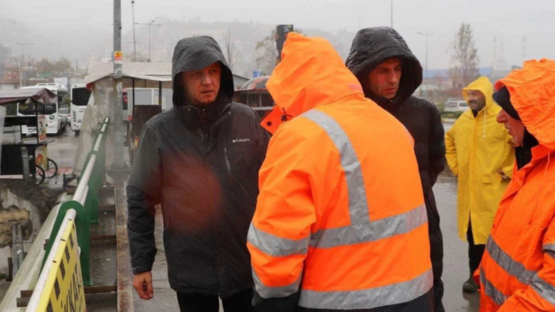 Zonguldak Belediyesi 150 Personelle Kar Yağışına Hazır