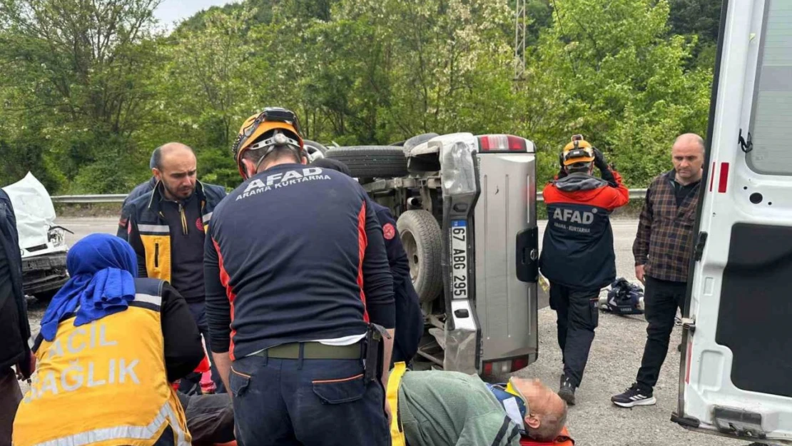 2 Araç Çarpıştı: 2 Yaralı