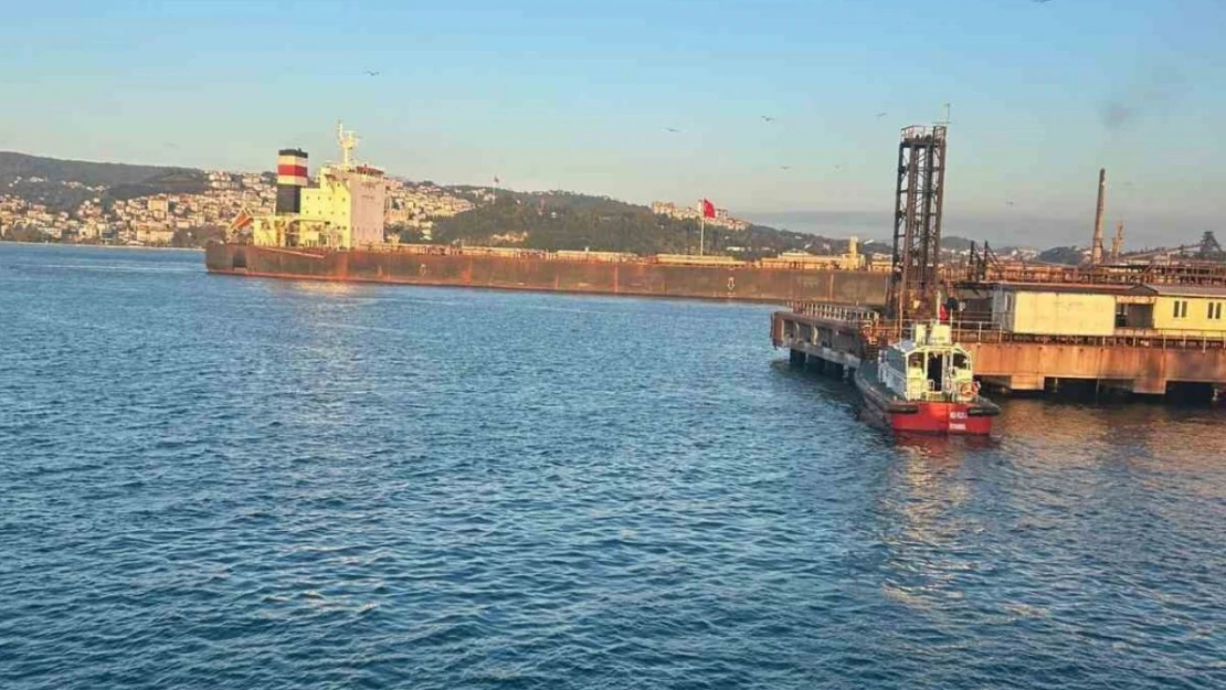 Zonguldak'ta O Gemi Limana Yüzdürüldü