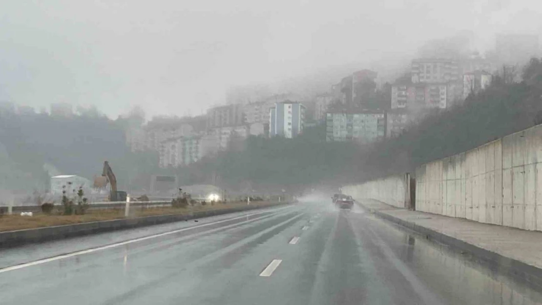 Zonguldak'ta Sis ve Yağmur Etkili Oldu