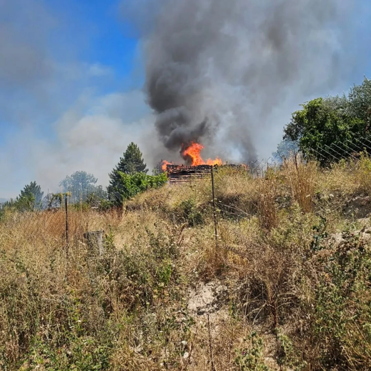 Hızlı Müdahale Yangını Söndürdü