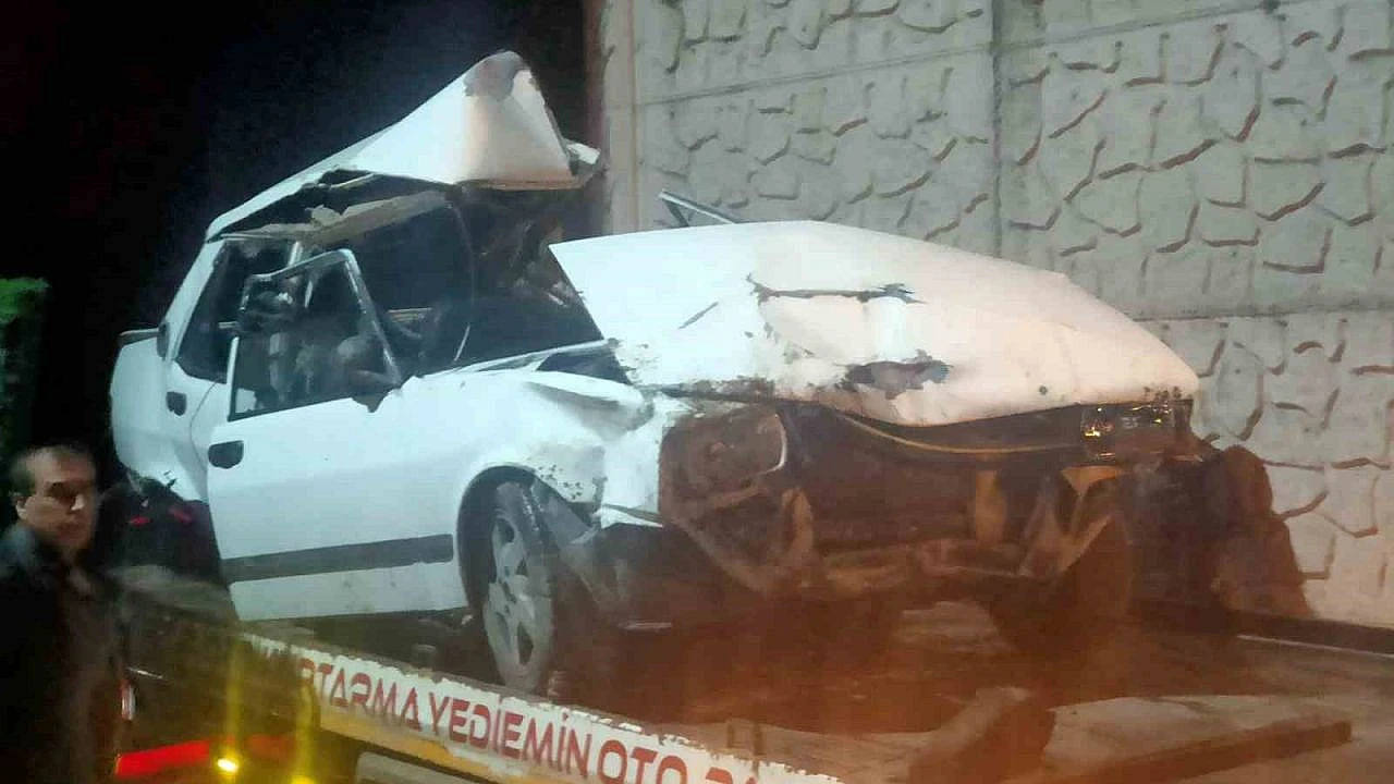 Otomobil 50 Metreden Şarampole Uçtu